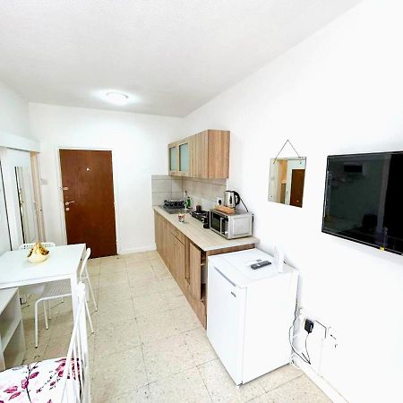 Central Comfort Studio Larnaca Buitenkant foto